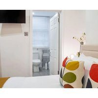 Warm One Bedroom Apartment Covent Garden London