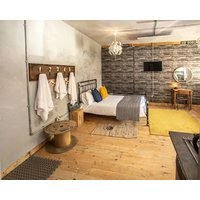 James Place @ Pontmorlais