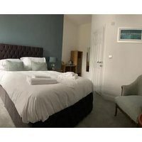 Rooms at The Dressers Arms