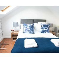 St David's Cross Hotel