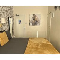 The Inglewood Hotel *Adults Only*