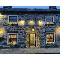 The Golden Fleece Inn