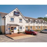 Travelodge Cardiff Airport