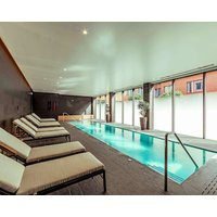 The Fellows House Cambridge Curio Collection by Hilton