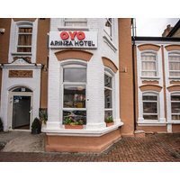 OYO Arinza Hotel