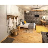 James' Place @ Pontmorlais