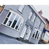 Albert Luxury Hottub & Jacuzzi Apartments