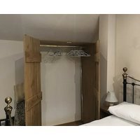 Stunning 1-bed Cottage In Nuneaton