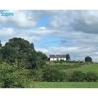 Jacquie's B&B -Dumfries-Room with a view - hot tub