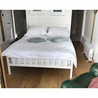 Self Contained Small Barn Unit In Aonb