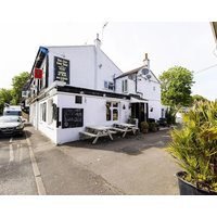 OYO Old Oak Tree Inn