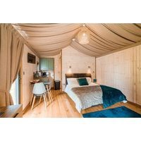 Shrewsbury Cabin Stay with Hot Tub for 2 - Canoe & Paddle Board Access - 2 or 3 Nights! | Wowcher