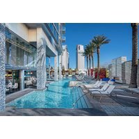 PRICE DROP! 4* NYC & Las Vegas Multi-City Break: Central Award Winning Hotels & Return Flights | Wowcher