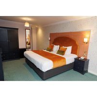 4* Cotswolds Hotel Family Stay - Breakfast & Late Checkout | Wowcher