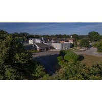 Judds Folly Hotel